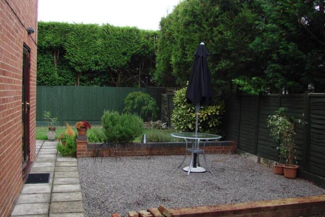Side patio