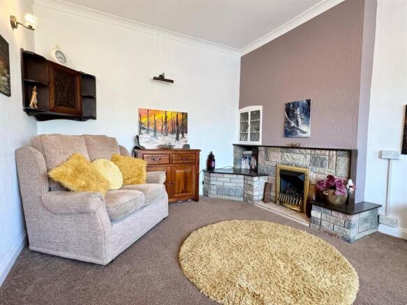 WhatsApp Image 2025-04-09 at 17.02.46_c687260c.jpg