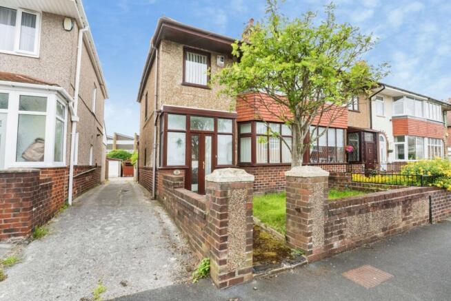 pbox-IMG.jpg