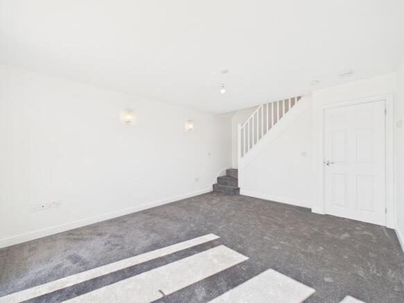 CAM01538G0-PR0176-STILL008