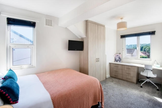 1 bed House Share to rent Image 7