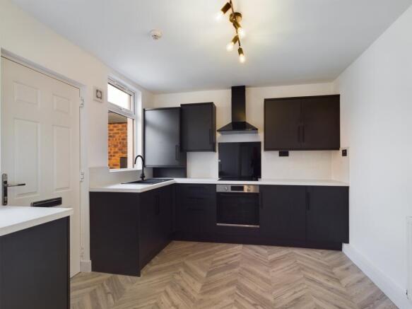 CAM01440G0-PR0035-STILL003