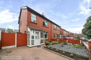 40, Thatch Leach, Chadderton OL9 9QX