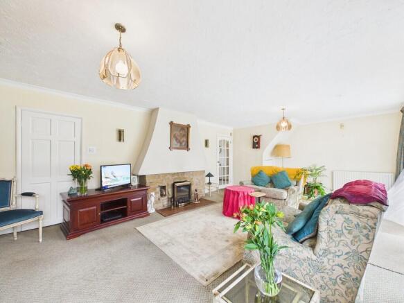 CAM03582G0-PR0201...