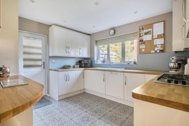 Fitted Kitchen