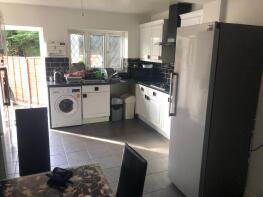 43, Brassie Avenue, London W3 7DF