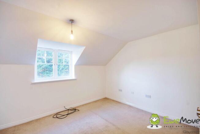 Bedroom 2 (Double)