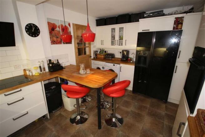 Kitchen: