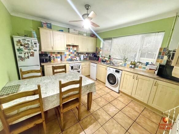 Kitchen 1