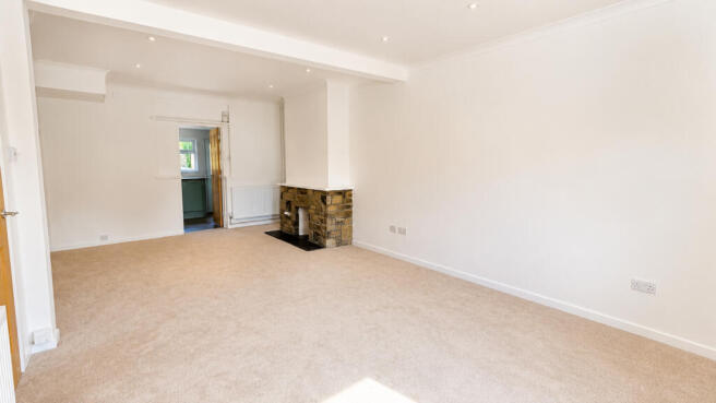 Sitting:dining room