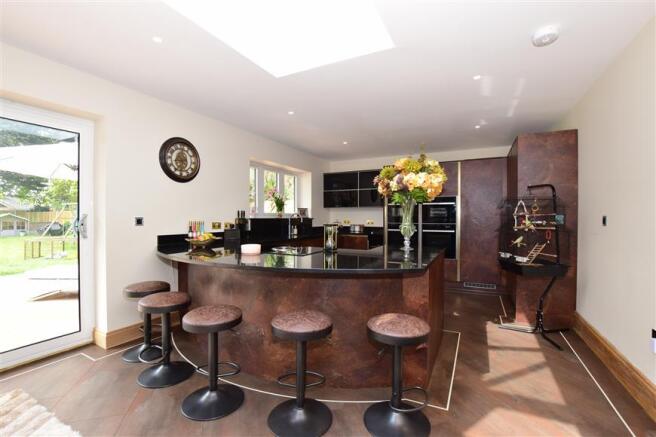 Kitchen/Dining Area