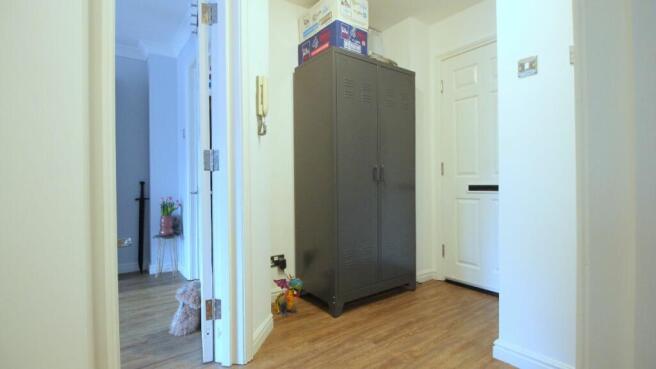 1 bed Flat to rent Image 9