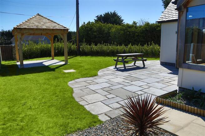 Garden3.jpg
