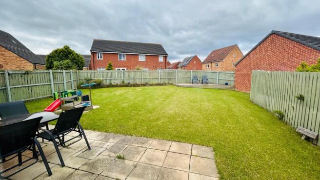 4 bed Detached for sale Image 12