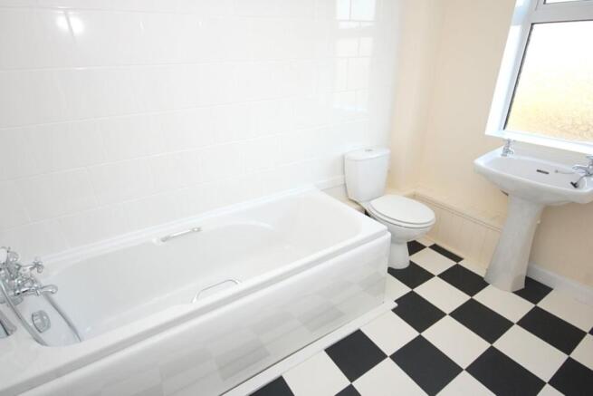 En-Suite Bathroom / WC