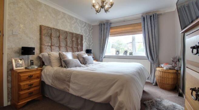 Bedroom 1 (Double)