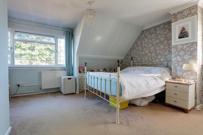 Bedroom 1 (Double)