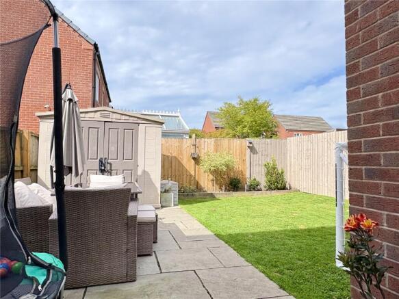North Dene Park, Chadderton, Oldham, OL9 photo 4