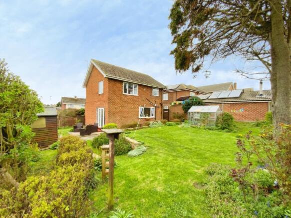 3 bed Detached for sale Image 12