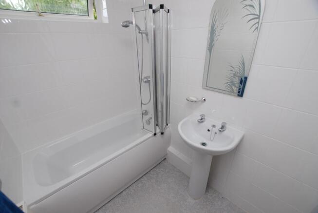 Re-Fitted Bathroom/W