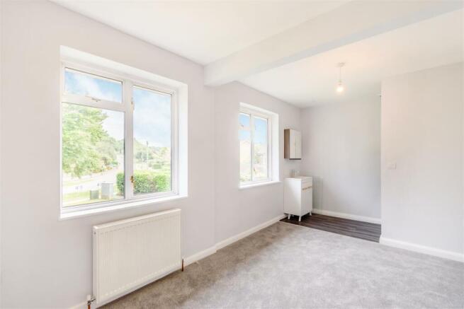 8509033-interior12.jpg