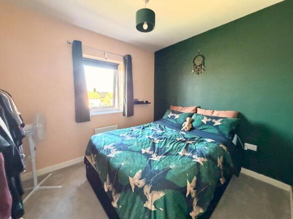 2 bed Flat to rent Image 5