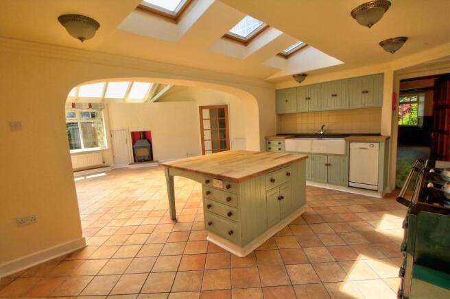 Open Plan Kitchen diner 1