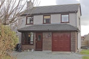 Ty Hen, Maes Hyfryd Road, Holyhead LL65 2AP