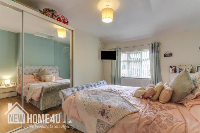 BEDROOM TWO: