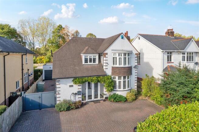 3-bed detached on Rydon Lane, Exeter, £675,000