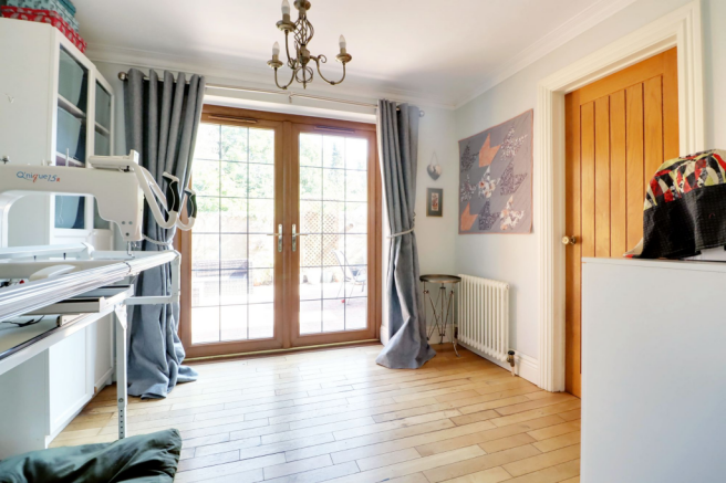 3 bed Detached for sale Image 5