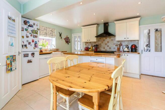 Kitchen Diner