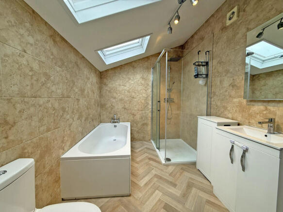 2 bed Terraced for sale Image 8