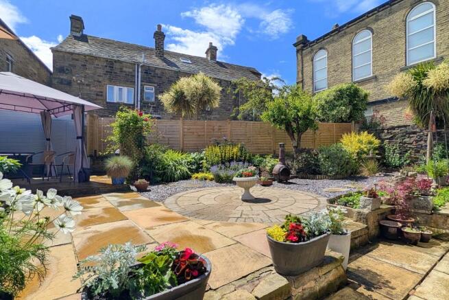 Horsley Fold Ewemove Brighouse (11)