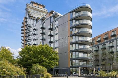 Park Vista Tower, Cobblestone Square, London, E1W