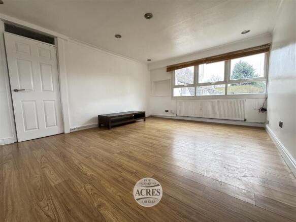 IMG_6869 (Large).jpg