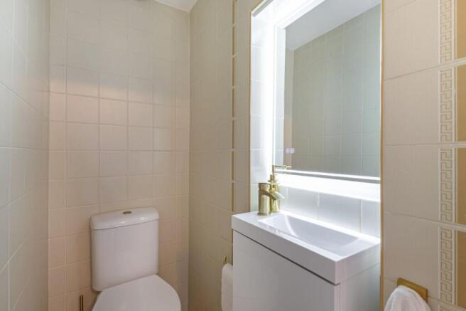Hough Green, Chester, Cheshire West and Ches, CH4 photo 4