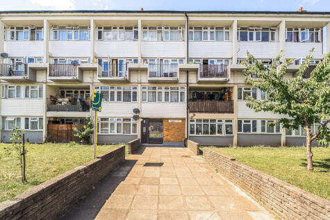Tenby Court, Walthamstow, London, E17