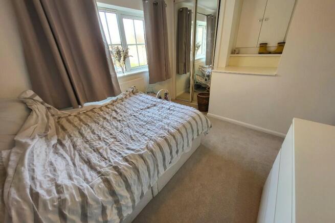 Bedroom Two (2)
