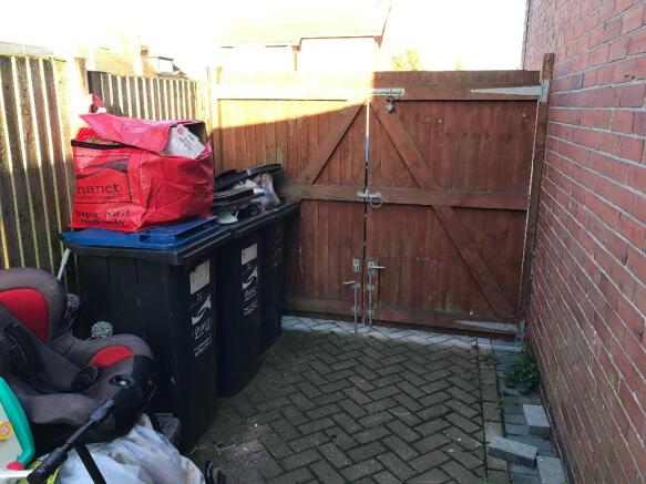 SIDE ACCESS