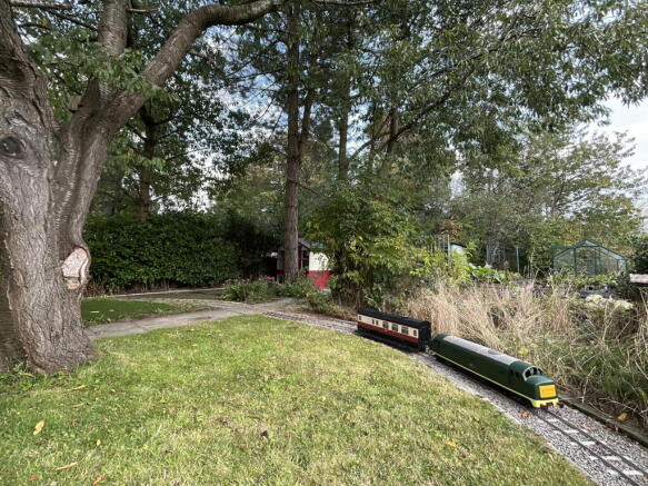 Photo 24