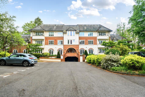 Wood Road, Hindhead, GU26