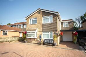 61, Hampton Crescent West, Cyncoed, Cardiff CF23 6RB