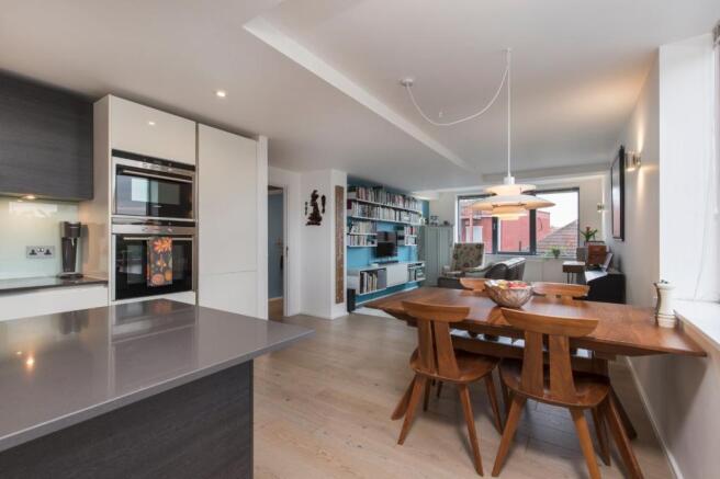 Kitchen/Dining Area