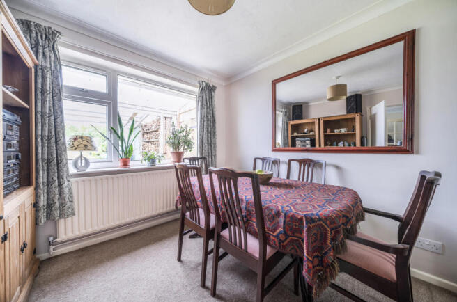 1355797-18-68caf7...