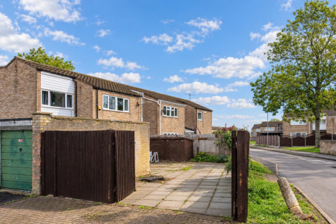 Binbrook Walk, Corby