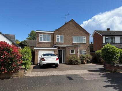 Sunningdale Avenue, Kenilworth