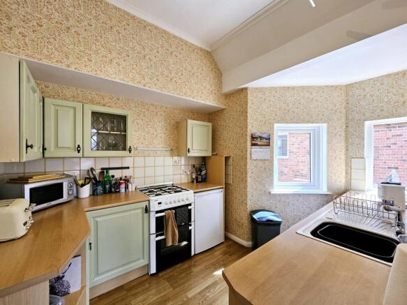 1 bed Flat for sale Image 4