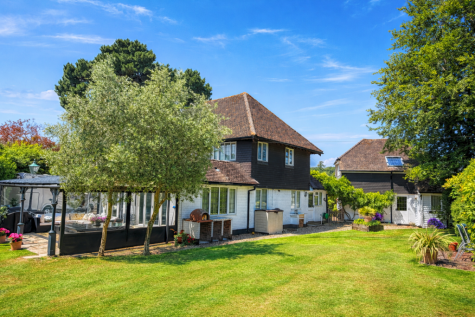 Church Mead, Lymington, Hampshire, SO41