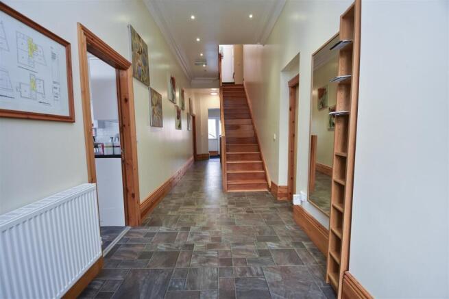 1 bed Flat Share to rent Image 4